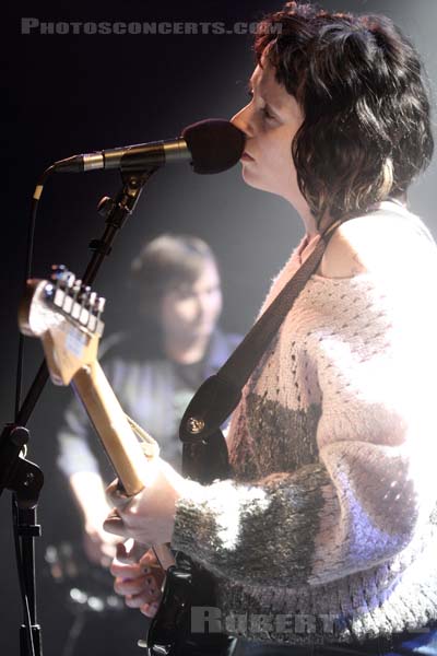 WAXAHATCHEE - 2013-10-17 - PARIS - Point Ephemere - 